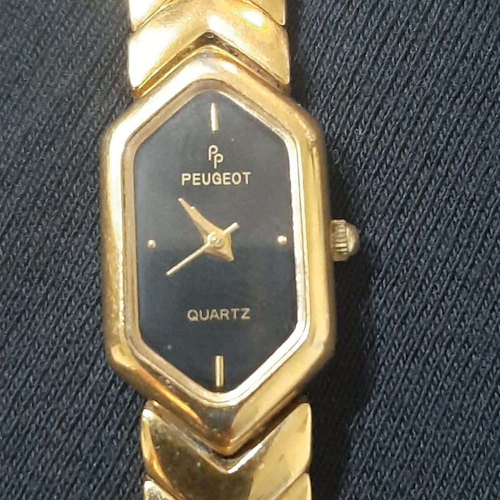 Womens Peugeot Goldtone Bracelet Quartz Watch 7"